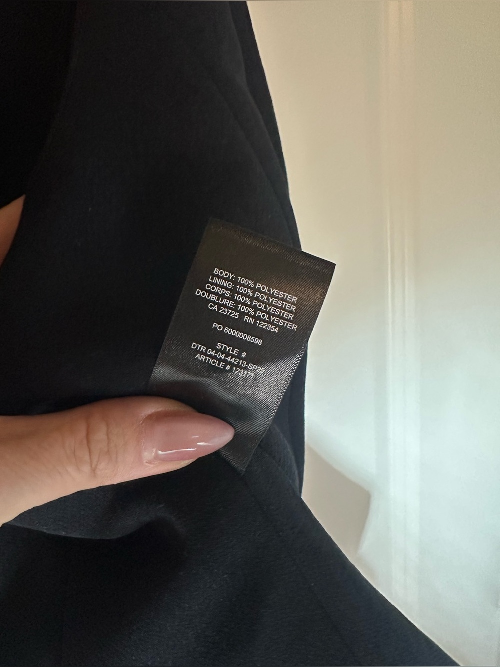 EUC ARITZIA x WILFRED - Black Attire Vest, 6 - Picture 8 of 8